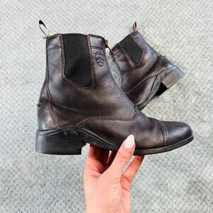 ARIAT Heritage Breeze Paddock Chocolate Brown Leather Ankle Boot Riding 8